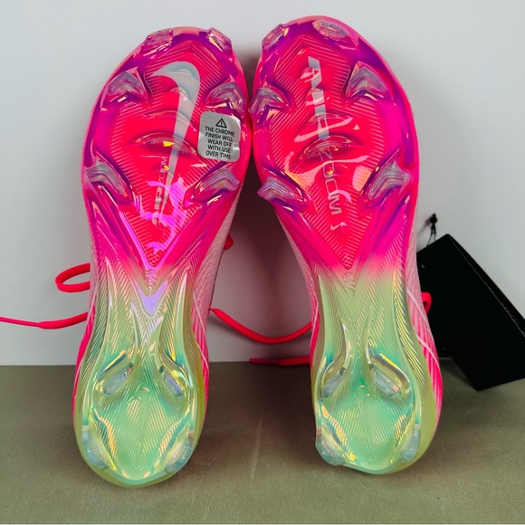 Nike Women’s Custom Soccer Cleats Size 4 New in Box - Picture 5 of 8